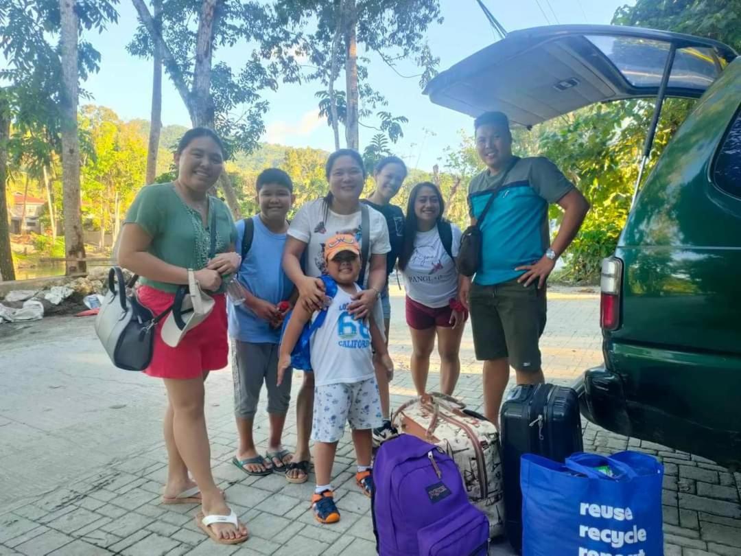 Gbu Loboc River Guesthouse מראה חיצוני תמונה