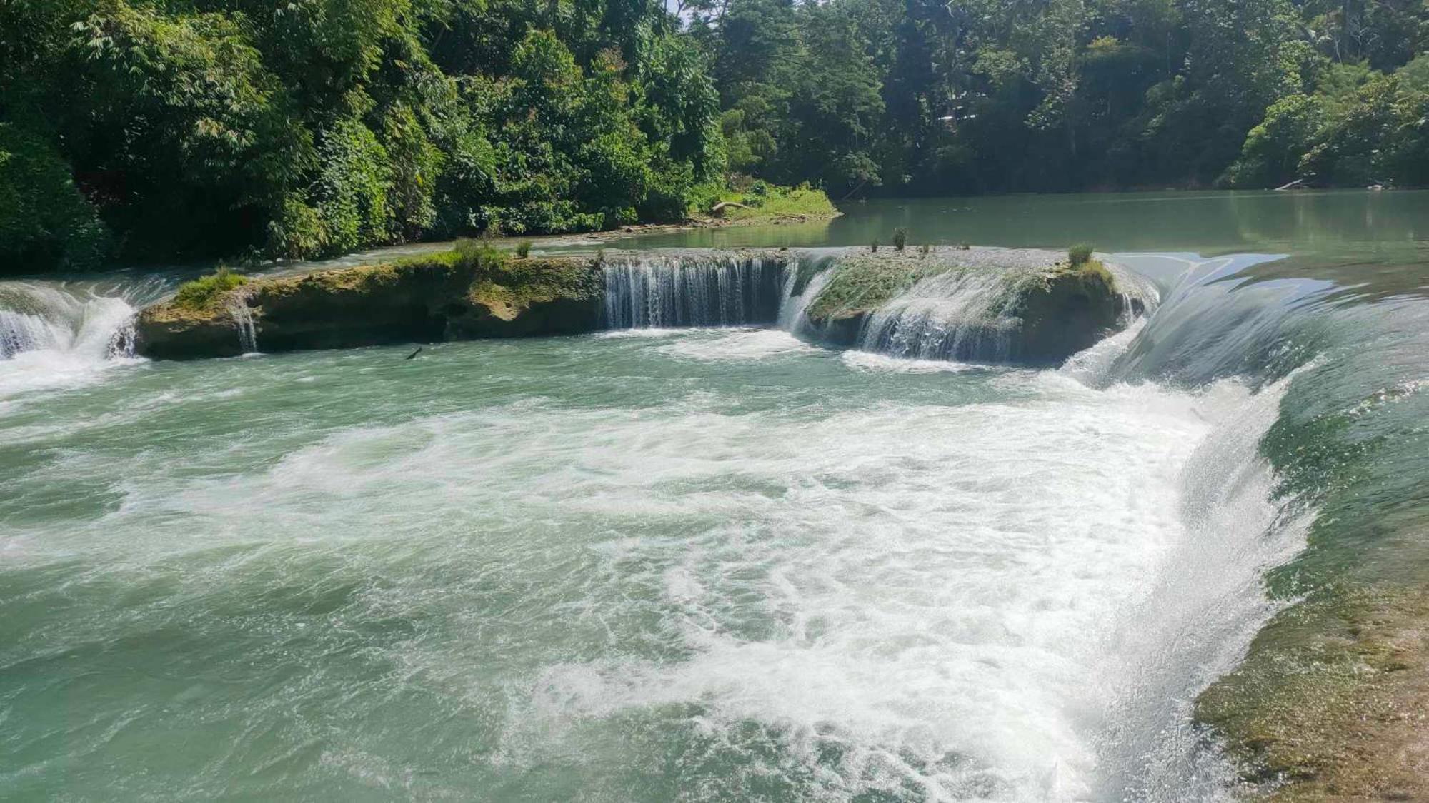 Gbu Loboc River Guesthouse מראה חיצוני תמונה